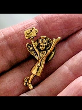 Vintage Gold nurse Lapel Pin - Women's Jewelry